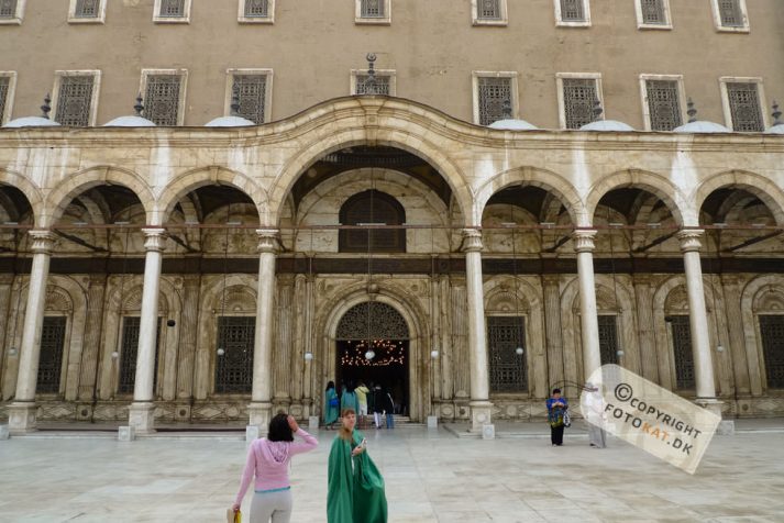 DMC-LX3 . 1/320 sec. f/2.8 . 5.1mm . ISO80 . ⒸKirsten Fjeldgaard - 03_EGY_Alabaster_22