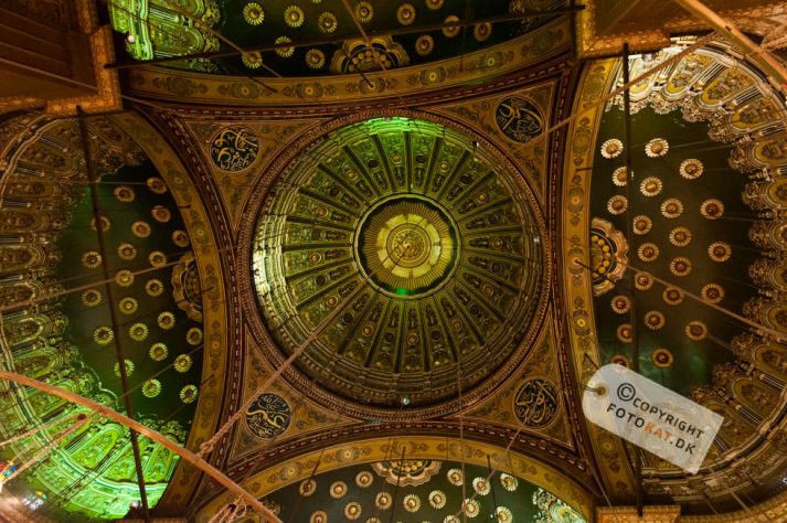 NIKON D700 . 1/80 sec. f/4.5 . 24mm . ISO2500 . ⒸPernille Fjeldgaard - 03_EGY_Alabaster_25