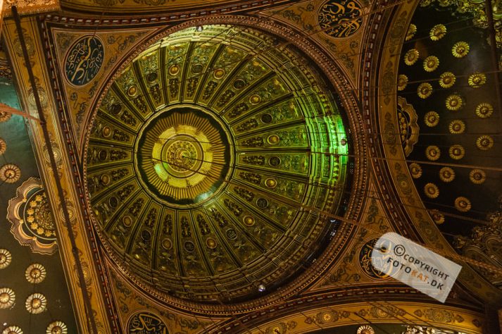 NIKON D700 . 1/100 sec. f/4.5 . 34mm . ISO3200 . ⒸPernille Fjeldgaard - 03_EGY_Alabaster_26