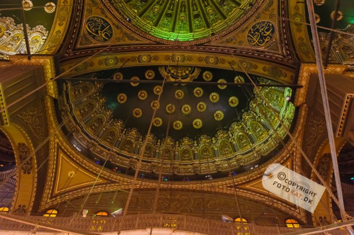 NIKON D700 . 1/100 sec. f/4.5 . 31mm . ISO3200 . ⒸPernille Fjeldgaard - 03_EGY_Alabaster_28