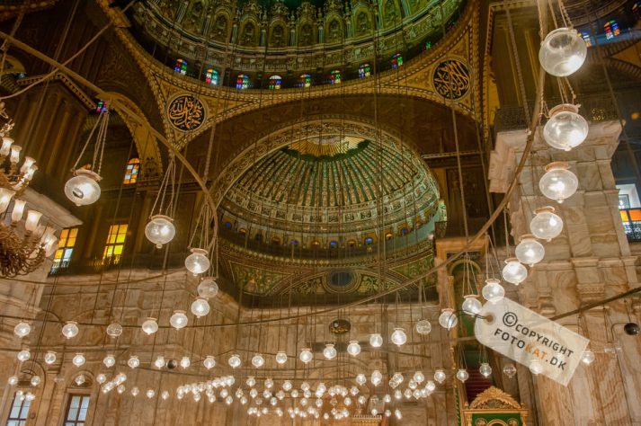 NIKON D700 . 1/80 sec. f/4.5 . 27mm . ISO1250 . ⒸPernille Fjeldgaard - 03_EGY_Alabaster_34