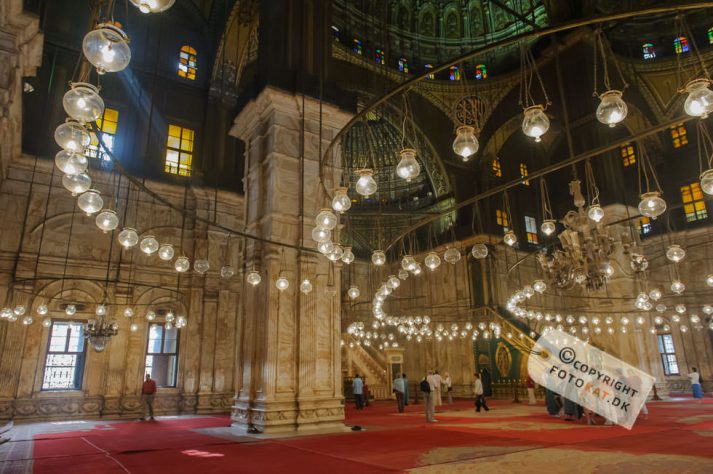 NIKON D700 . 1/100 sec. f/4.5 . 24mm . ISO2500 . ⒸPernille Fjeldgaard - 03_EGY_Alabaster_39