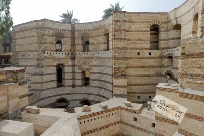 NIKON D200 . 1/400 sec. f/9 . 14mm . ISO200 . ⒸAllan Kaihøj - 04_EGY_Koptisk_3