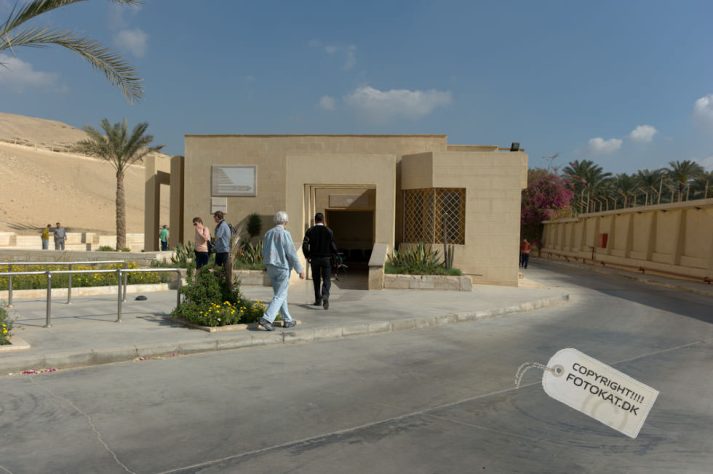 NIKON D700 . 1/2000 sec. f/4.5 . 32mm . ISO200 . ⒸPernille Fjeldgaard - 05-EGY-SAQ-3