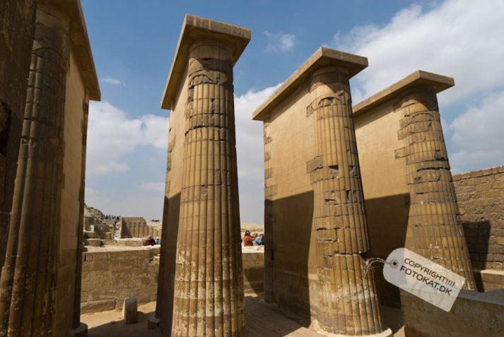 NIKON D200 . 1/5000 sec. f/2.8 . 14mm . ISO200 . - 05-EGY-SAQ-33