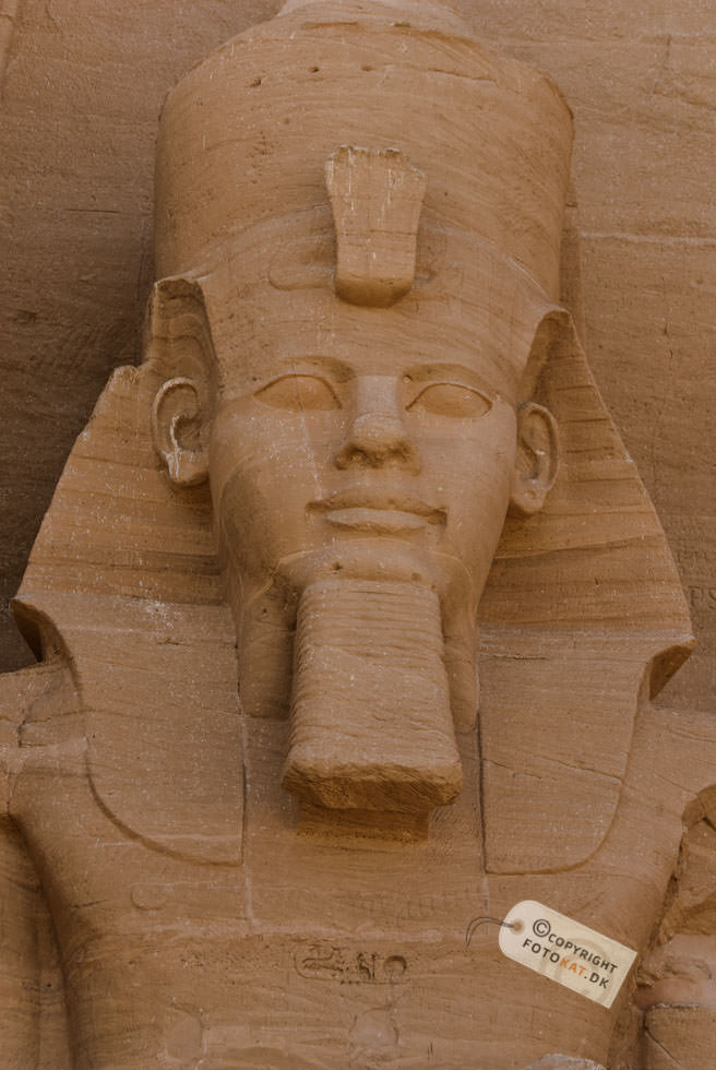 NIKON D200 . 1/500 sec. f/4.8 . 112mm . ISO200 . ⒸAllan Kaihøj - Abu_Simbel_20