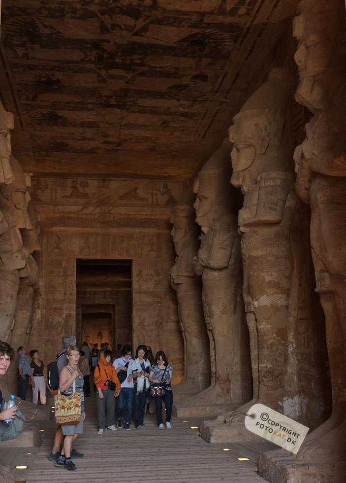 NIKON D700 . 1/100 sec. f/4.5 . 31mm . ISO1000 . ⒸPernille Fjeldgaard - Abu_Simbel_36