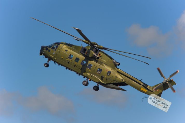 NIKON D700 . 1/1600 sec. f/5.6 . 240mm . ISO320 . ⒸPernille Fjeldgaard - Danish_Airshow_Karup_2014_15