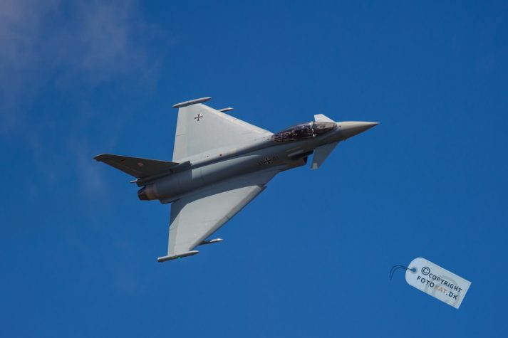 NIKON D700 . 1/3200 sec. f/5 . 500mm . ISO250 . ⒸPernille Fjeldgaard - Danish_Airshow_Karup_2014_20