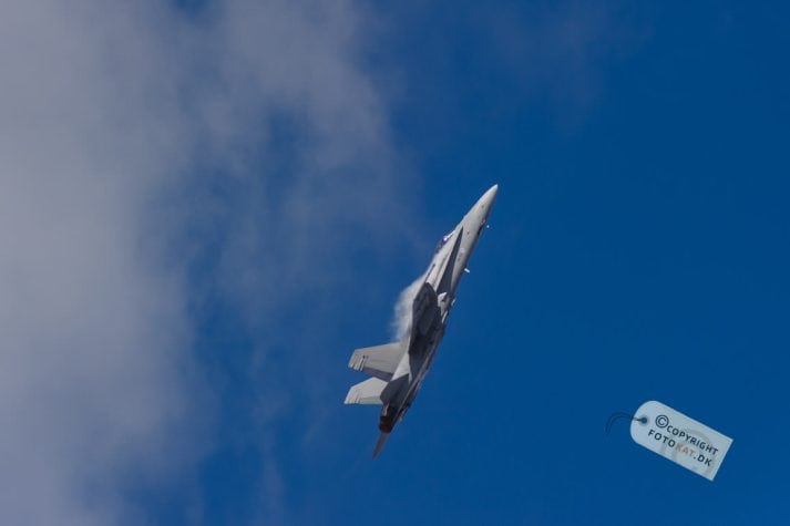 NIKON D700 . 1/3200 sec. f/5.6 . 360mm . ISO250 . ⒸPernille Fjeldgaard - Danish_Airshow_Karup_2014_23