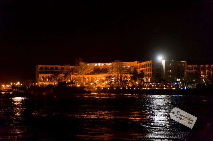 NIKON D700 . 1/50 sec. f/2.8 . 70mm . ISO3200 . ⒸPernille Fjeldgaard - Hotel_Isis_Aswan-1