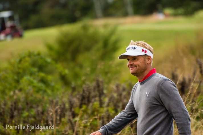 NIKON D7100 . 1/400 sec. f/5.6 . 300mm . ISO250 . - MiD-12