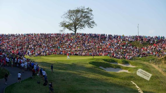 DSC-RX100M3 . 1/400 sec. f/5.6 . 23.73mm . ISO125 . - MiD-2015-13