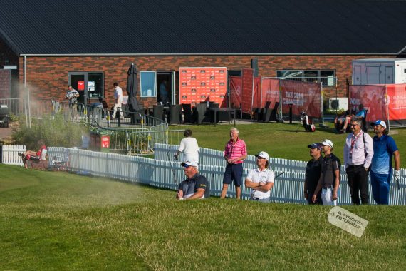 NIKON D7100 . 1/2000 sec. f/5 . 75mm . ISO200 . ⒸPernille - MiD-2015-35