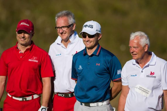 NIKON D7100 . 1/6400 sec. f/2.8 . 300mm . ISO100 . ⒸPernille - MiD-2015-4