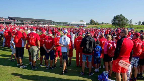 DSC-RX100M3 . 1/640 sec. f/4 . 8.8mm . ISO125 . - MiD-2015-54