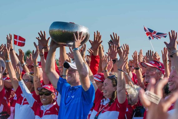 NIKON D7100 . 1/1600 sec. f/4.5 . 70mm . ISO200 . ⒸPernille - MiD-2015-62