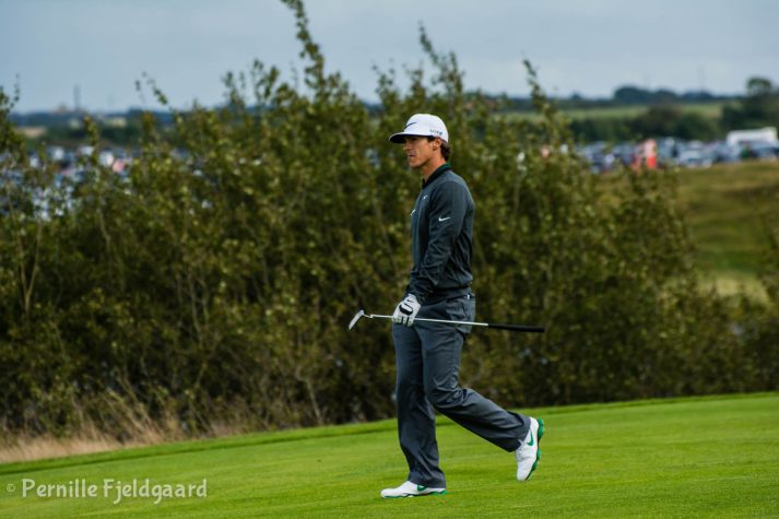 NIKON D7100 . 1/400 sec. f/5.6 . 195mm . ISO200 . - MiD-31