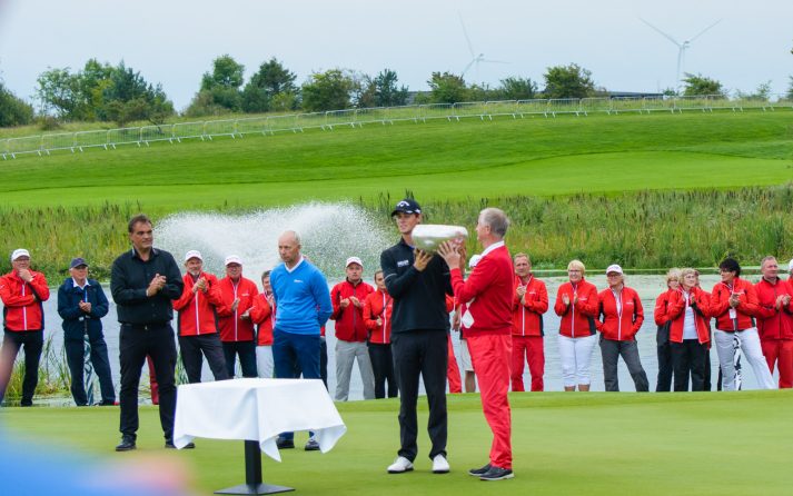  . . . . ⒸPernille - Mid16-56