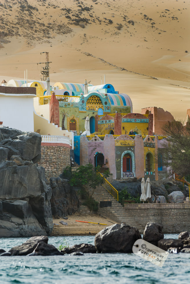 NIKON D200 . 1/640 sec. f/4.8 . 122mm . ISO200 . ⒸAllan Kaihøj - Nubisk_landsby_18