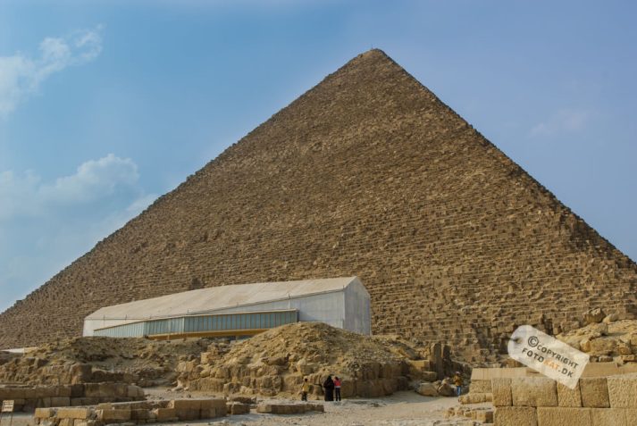 NIKON D200 . 1/400 sec. f/10 . 24mm . ISO200 . ⒸAllan Kaihøj - Pyramiderne-Spinxen-43