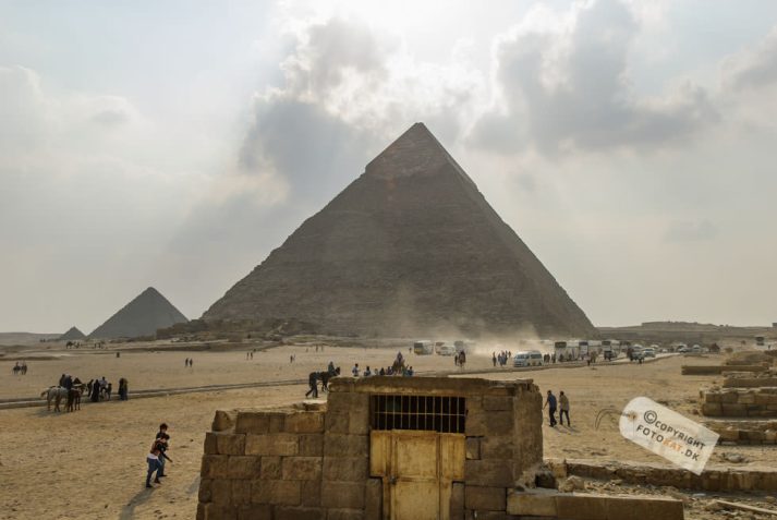 NIKON D200 . 1/640 sec. f/10 . 24mm . ISO200 . ⒸAllan Kaihøj - Pyramiderne-Spinxen-44