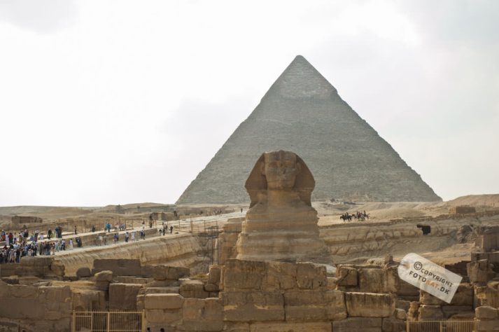 NIKON D700 . 1/640 sec. f/5 . 70mm . ISO200 . ⒸPernille Fjeldgaard - Pyramiderne-Spinxen-46